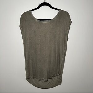 Cable & Gauge Draped Back Short Sleeve Top Size L